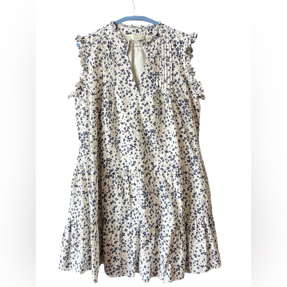 Pinch Off White and Blue Sleeveless Sundress V-neck Casual